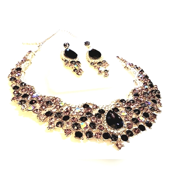 Austrian Crystal Flower Cluster Teardrop Statement Set - Picture 4 of 7